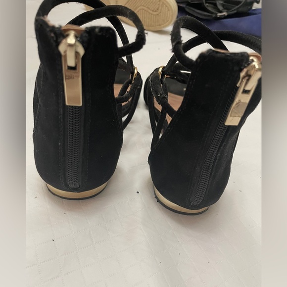 Top Shop Size 7 Warrior Sandals.  Black suede & Gold Highlights. Zips in back. - Picture 3 of 13
